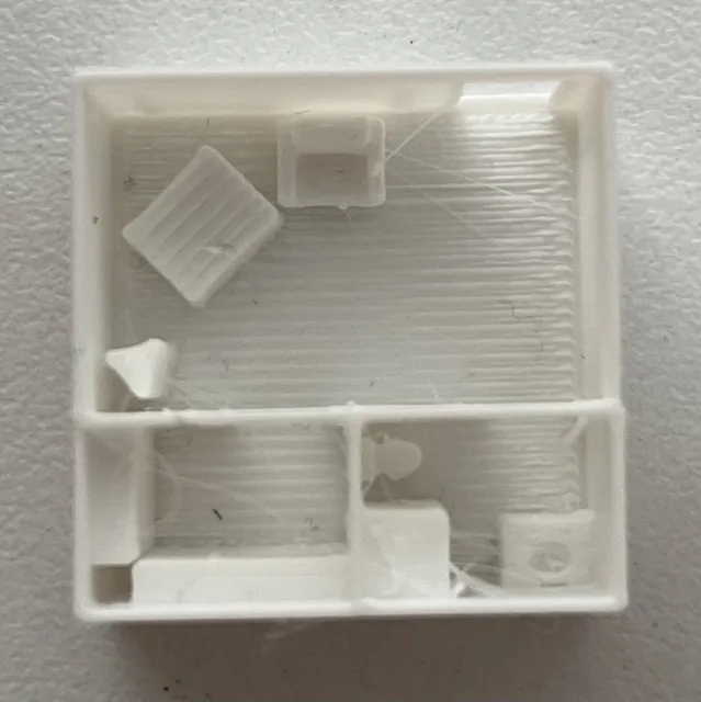 Apollo model photo 1