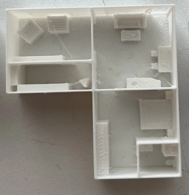 Apollo model photo 4